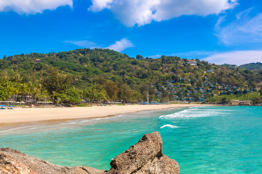 Kata Noi Beach
